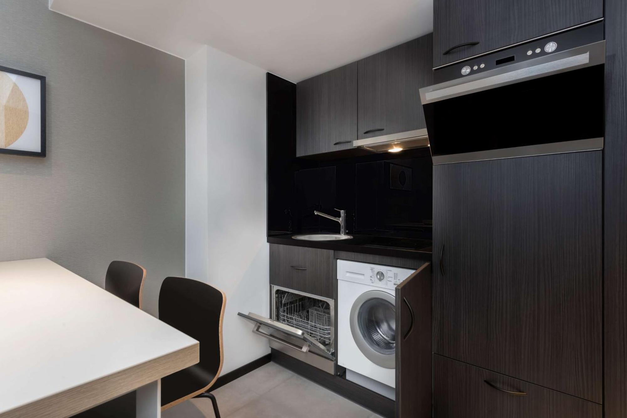 Premier One-Bedroom Apartment